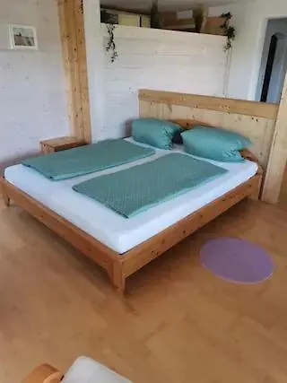 Schoene Mit Terrasse Διαμέρισμα