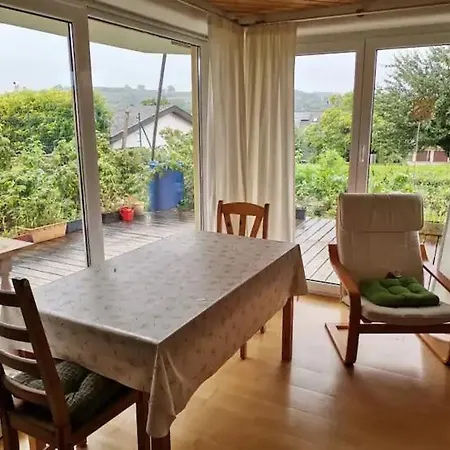 Apartment Schoene Mit Terrasse *